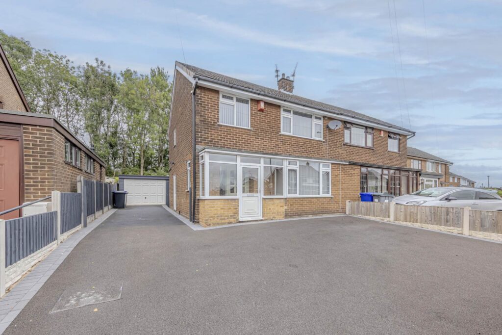 Valley Road, Weston Coyney