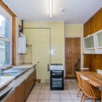 London Road, Oakhill