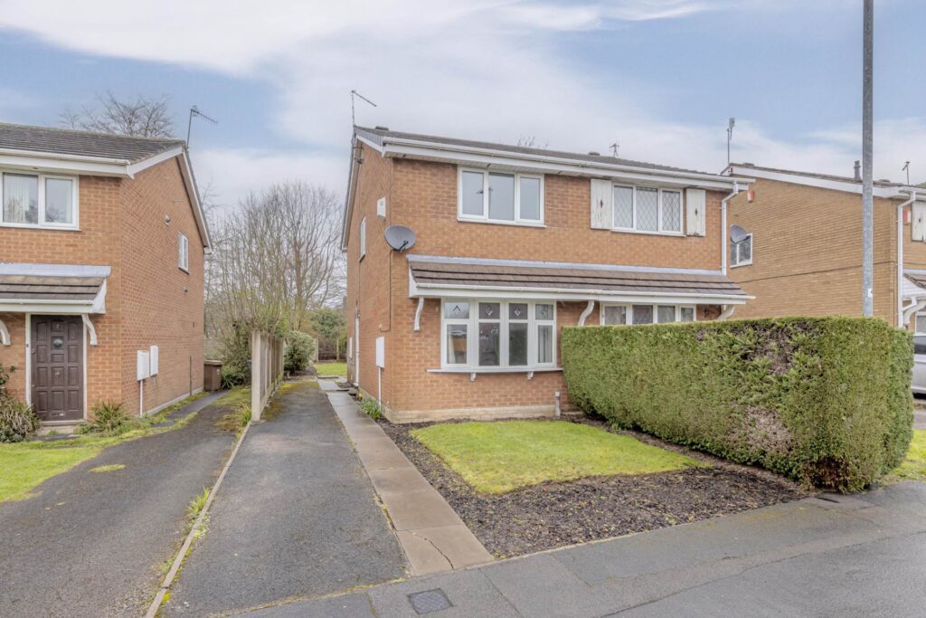 Glencastle Way, Stoke-On-Trent, ST4