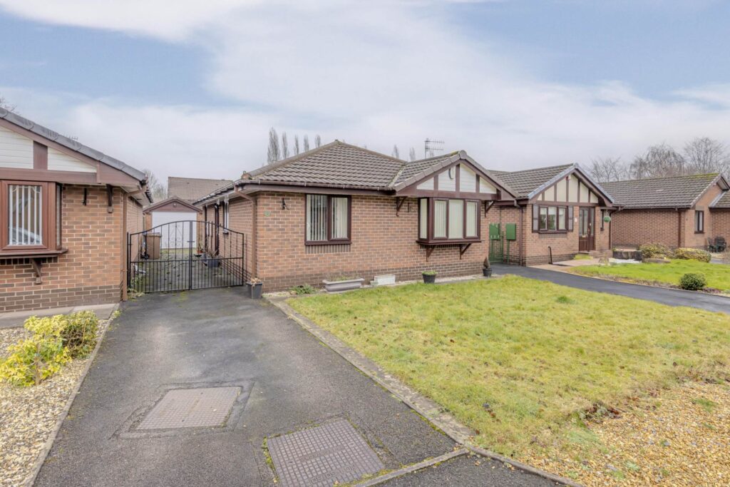Hallahan Grove, Stoke-On-Trent, ST4