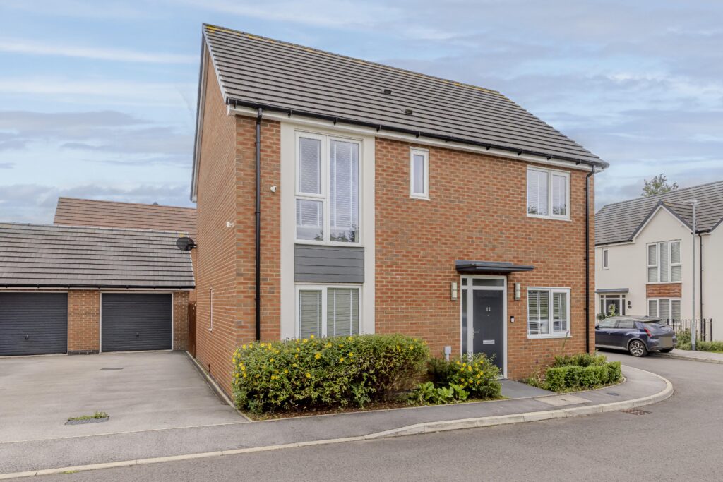 Harold Evans Close, Stoke-On-Trent, ST4