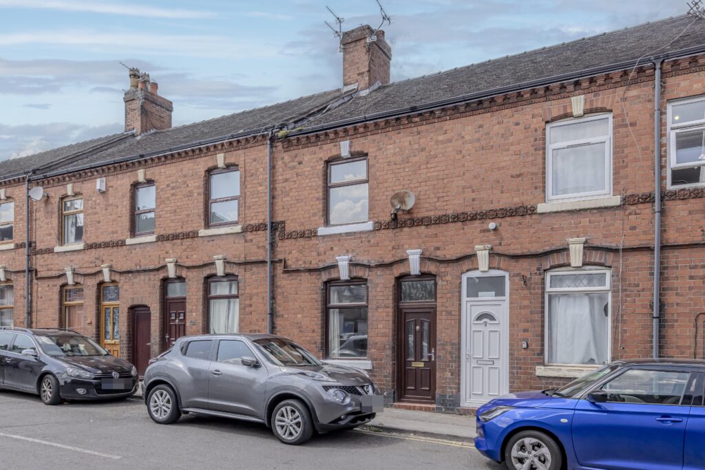 Victoria Street, Chesterton, ST5