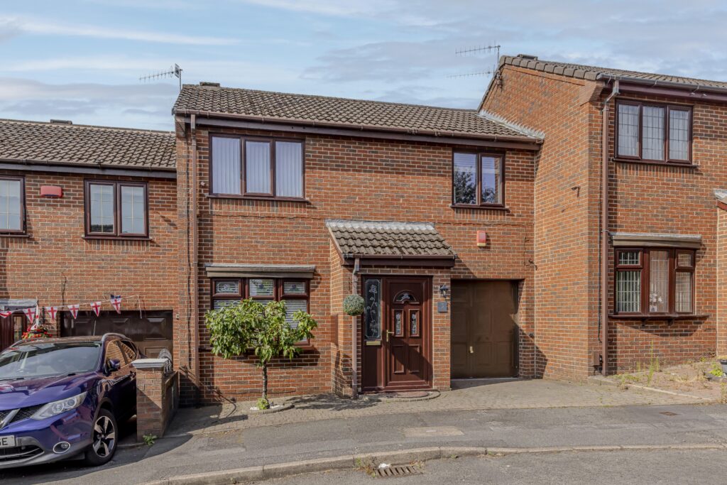Felcourt Gardens, Stoke-On-Trent, ST1