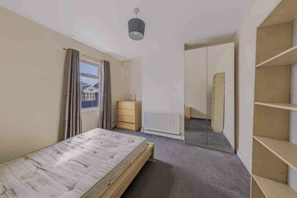 Front Bedroom, Lynam Street