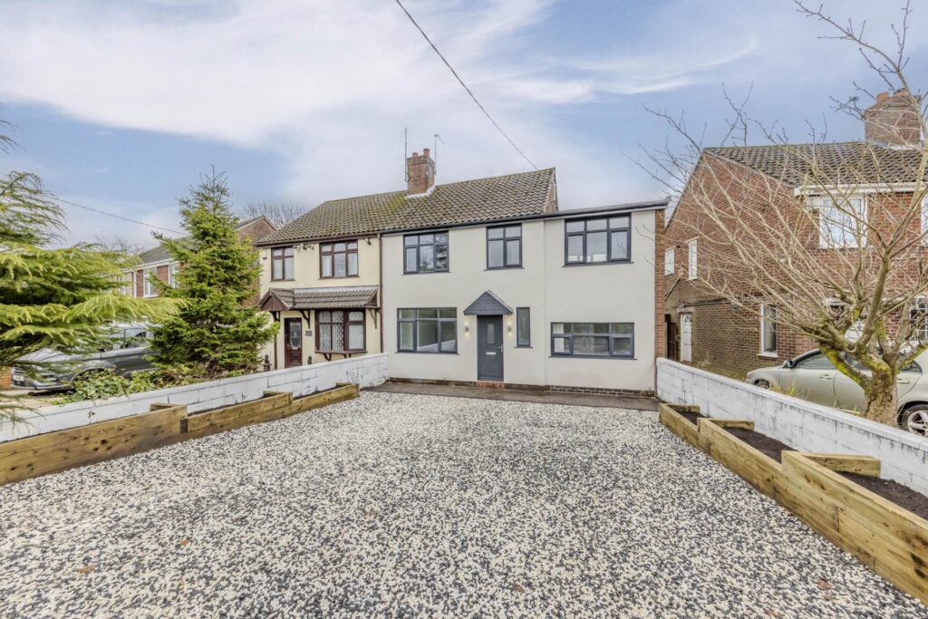 Long Lane, Harriseahead, ST7